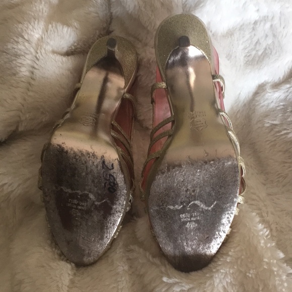 🚨SOLD ELSEWHERE!🚨EUC Nina Gold Glitter Heels - Picture 3 of 6
